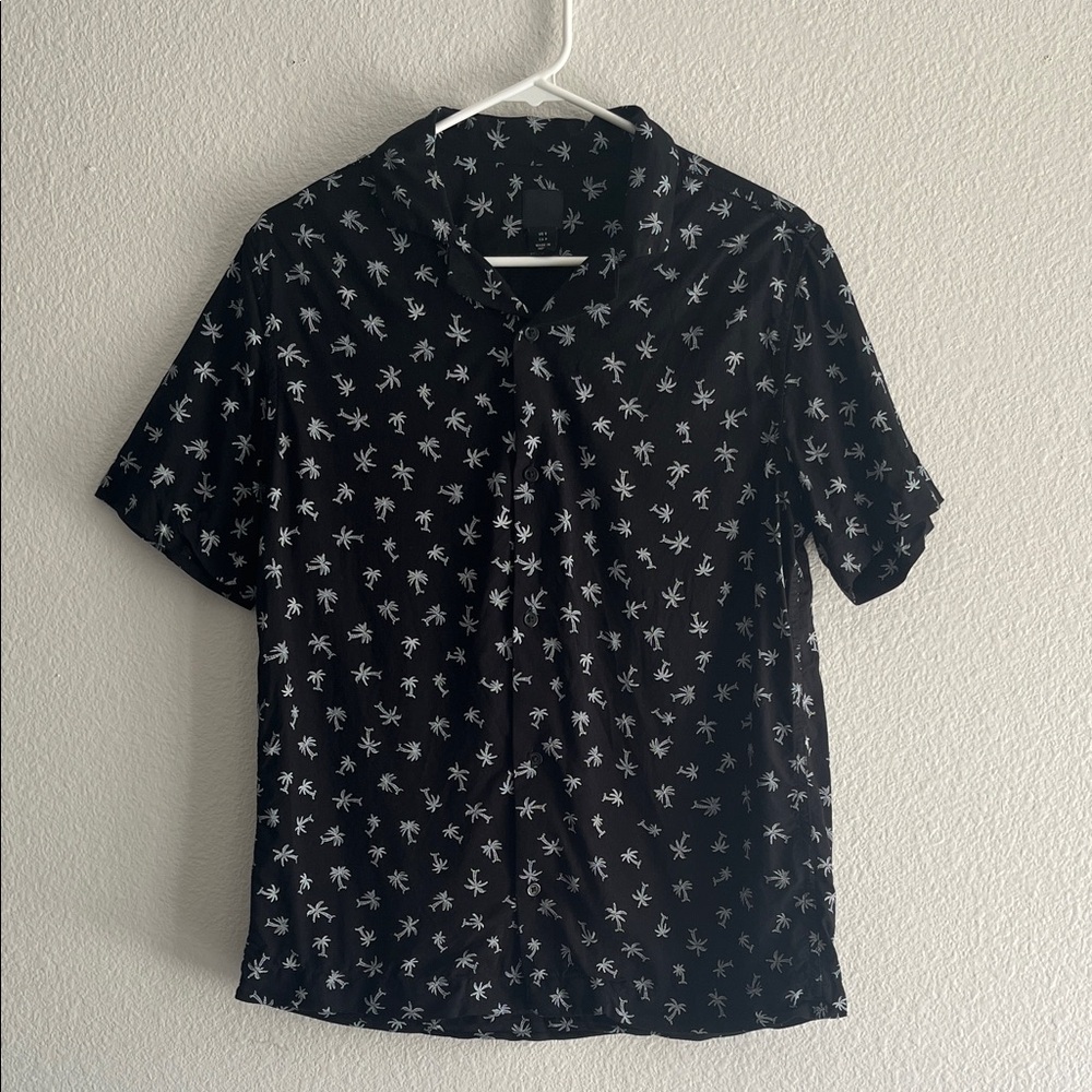 H&M Black Shirt with Palm Trees Pattern